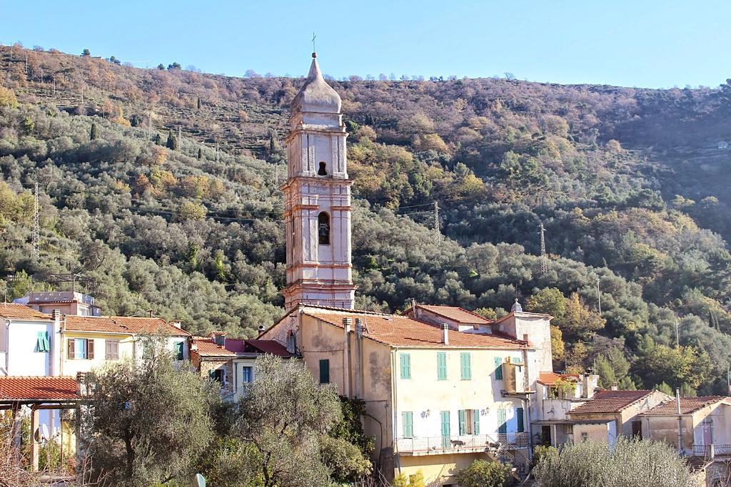 Montegrazie Apartment إمبيريا الغرفة الصورة
