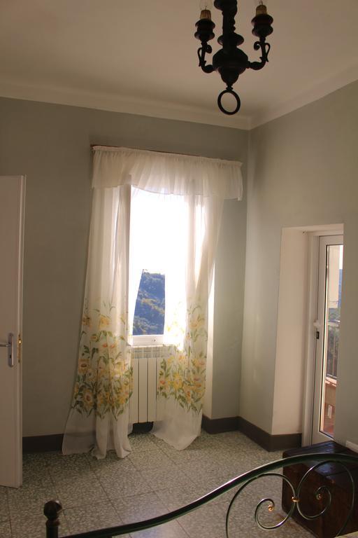 Montegrazie Apartment إمبيريا الغرفة الصورة